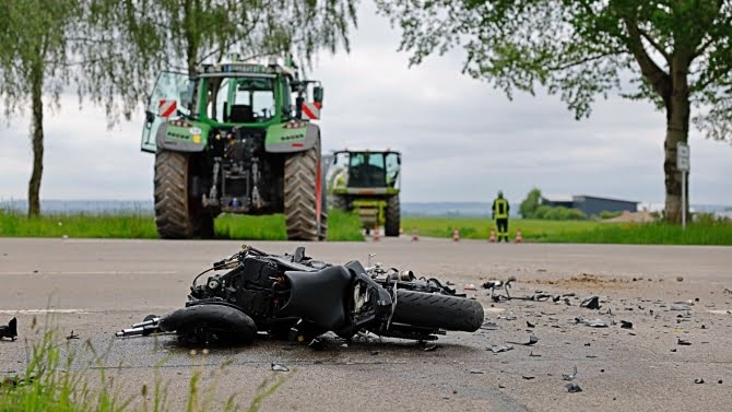 Berkheim: Motorradfahrer stirbt nach Zusammenstoß mit Traktor | AllgäuHIT