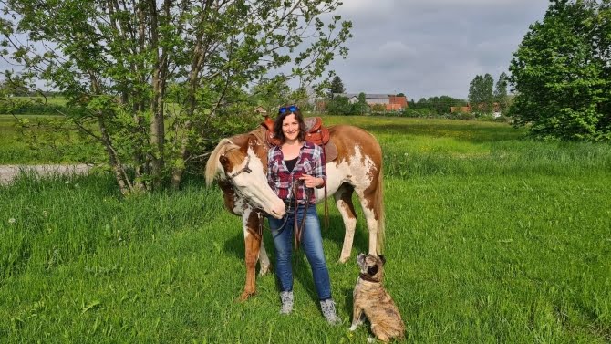 Kaufbeurerin plant Pferdetherapiezentrum in der Ukraine | AllgäuHIT