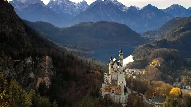 Schloss Neuschwanstein: Tödliche Attacke - Touristin stirbt! | AllgäuHIT