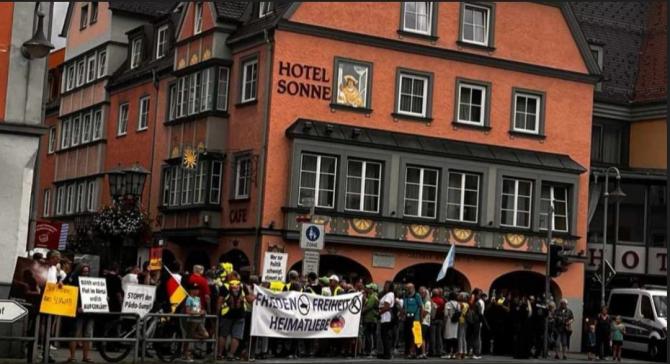 Demonstrationen bei Kanzler-Besuch in Füssen | AllgäuHIT