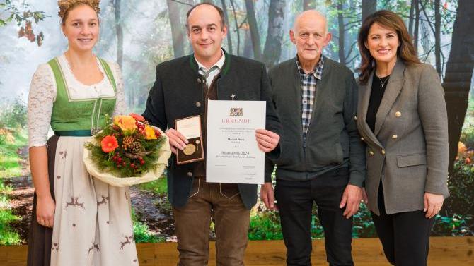 Markus Boch aus Scheidegg gewinnt Bayerischen Waldpreis | AllgäuHIT