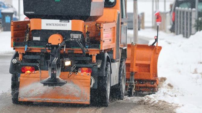 Schneeglätte führt zu Unfallserie auf Füssener Straßen | AllgäuHIT