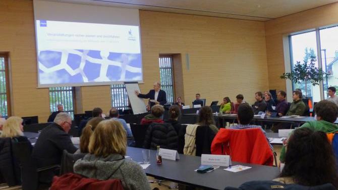 Veranstaltungen sicher planen und durchführen Landkreis Ostallgäu informiert Vereine | AllgäuHIT