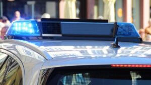 Frau beschädigt Auto mit Hammer in Buchloe | AllgäuHIT