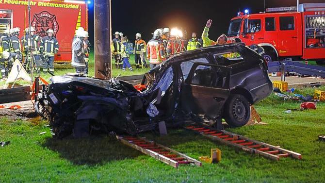 Schwerer Verkehrsunfall nahe Dietmannsried fordert ein Todesopfer | AllgäuHIT